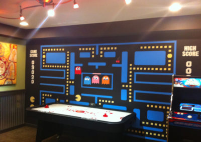 Retro Pacman arcade video game mural in Urbana MD